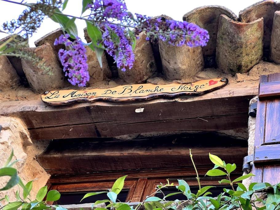 La Maison De Blanche Neige Assignan Zewnętrze zdjęcie