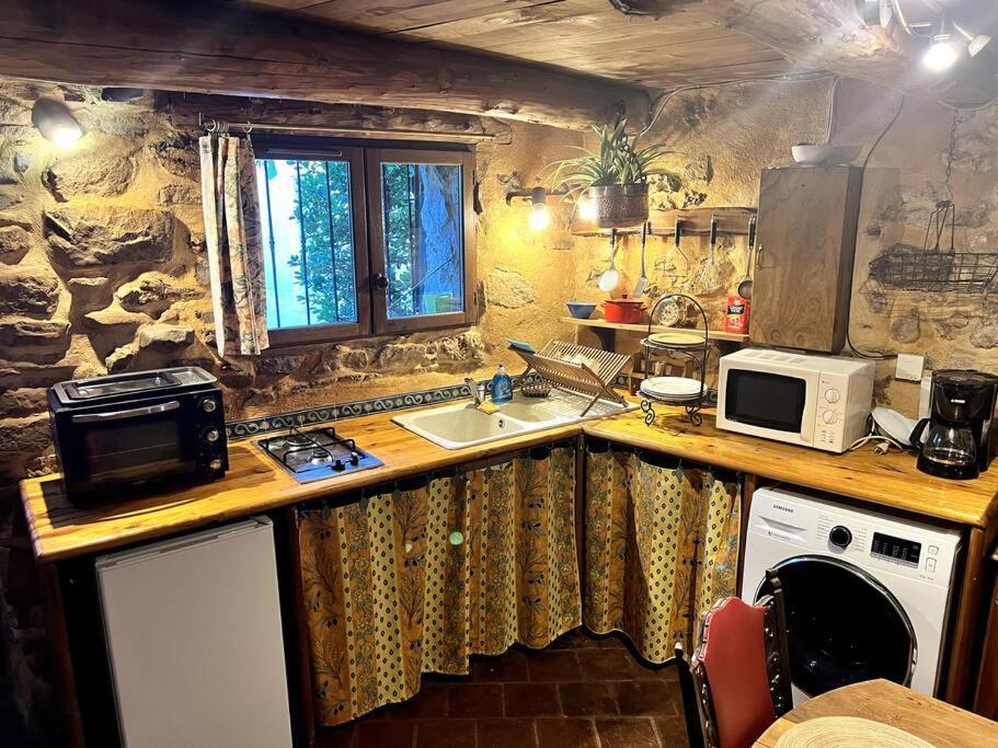 La Maison De Blanche Neige Assignan Zewnętrze zdjęcie